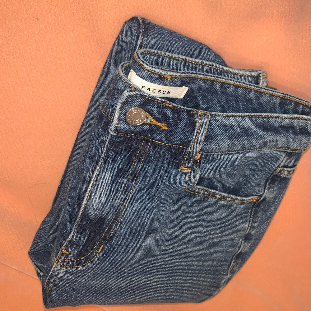 Pacsun mom jeans!